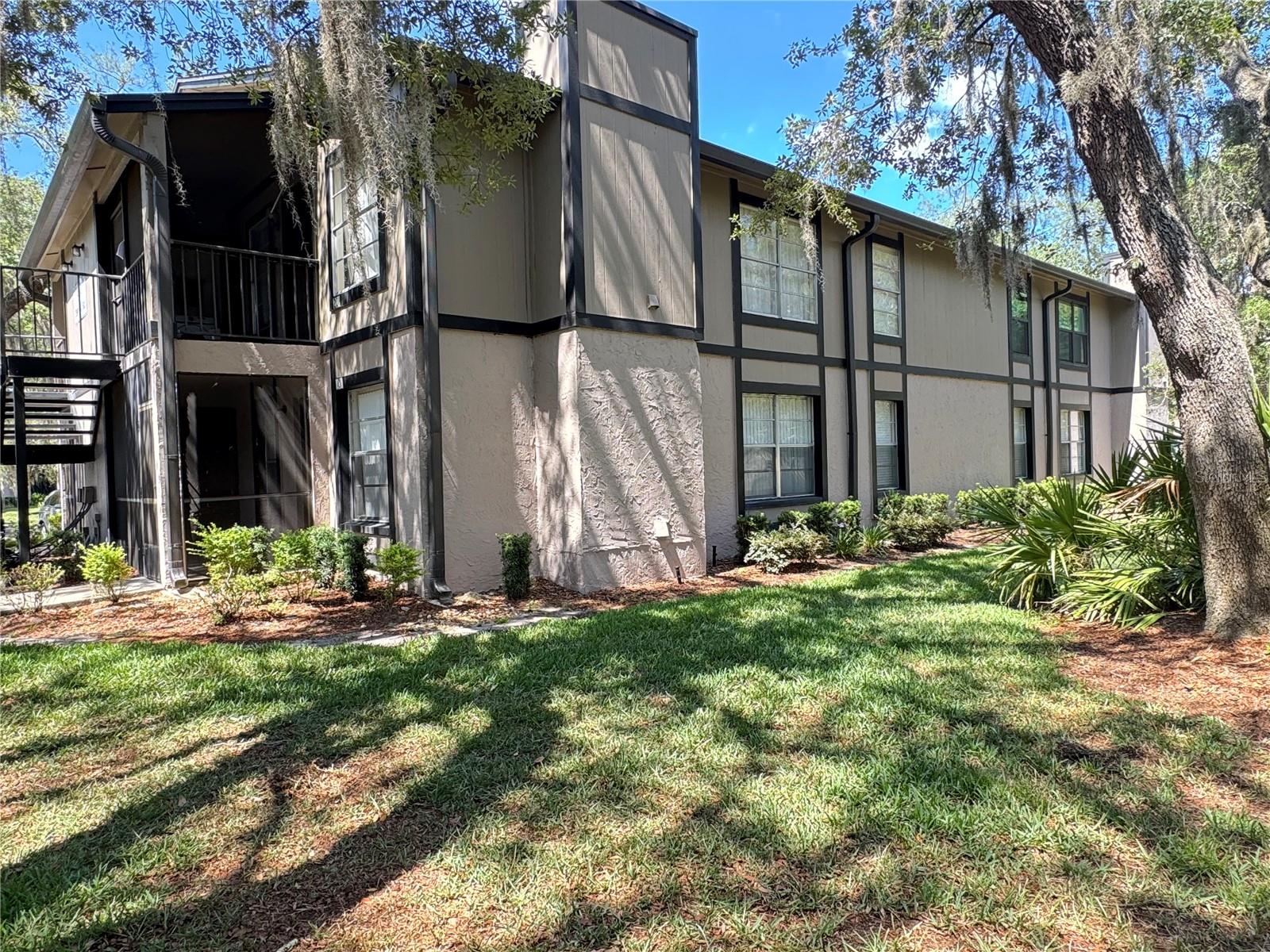 NORTH OAKS CONDO - Residential