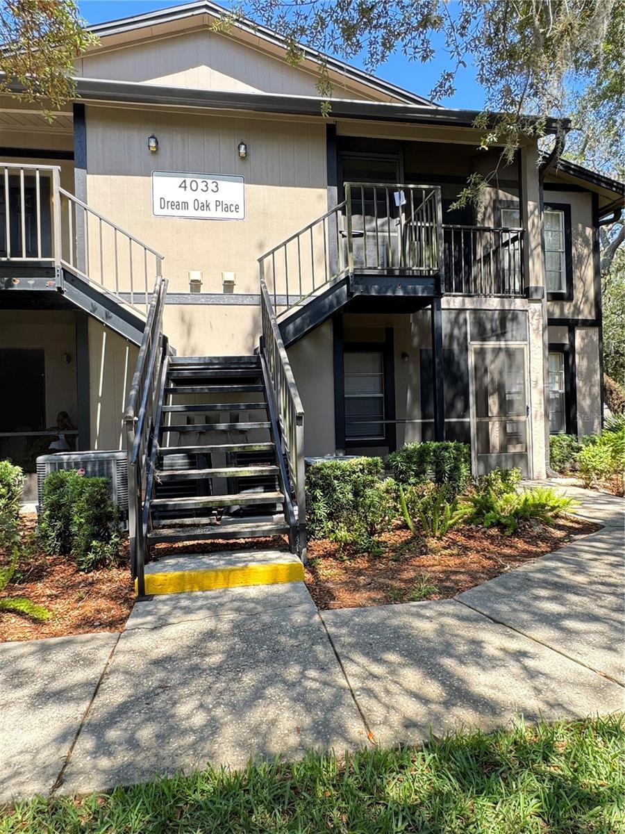 NORTH OAKS CONDO - Residential