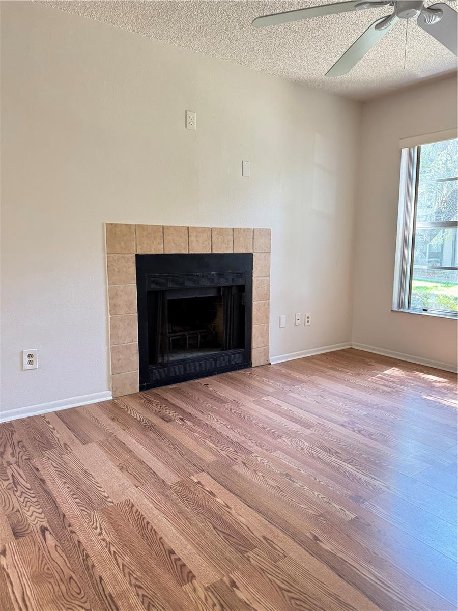 NORTH OAKS CONDO - Residential
