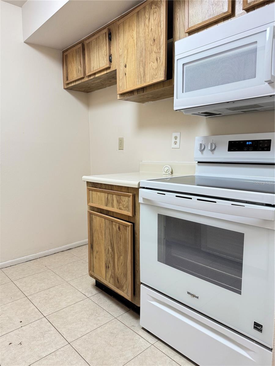 NORTH OAKS CONDO - Residential