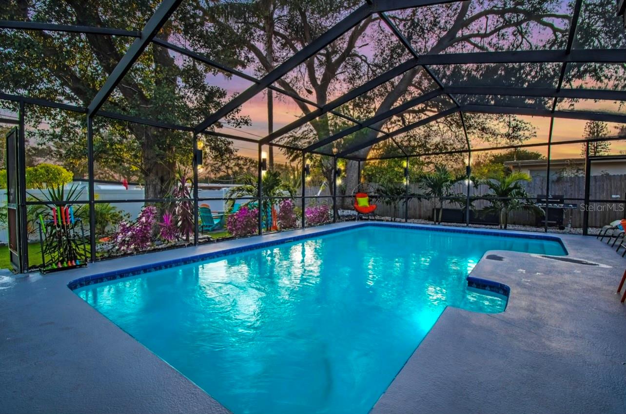 SUNSET GARDENS - Residential