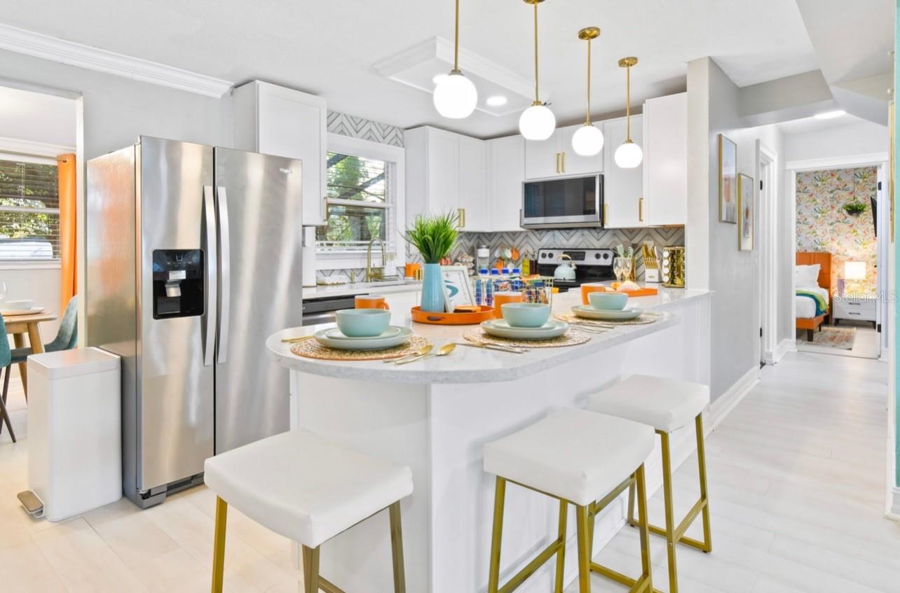 SUNSET GARDENS - Residential