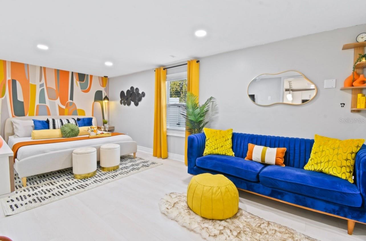 SUNSET GARDENS - Residential