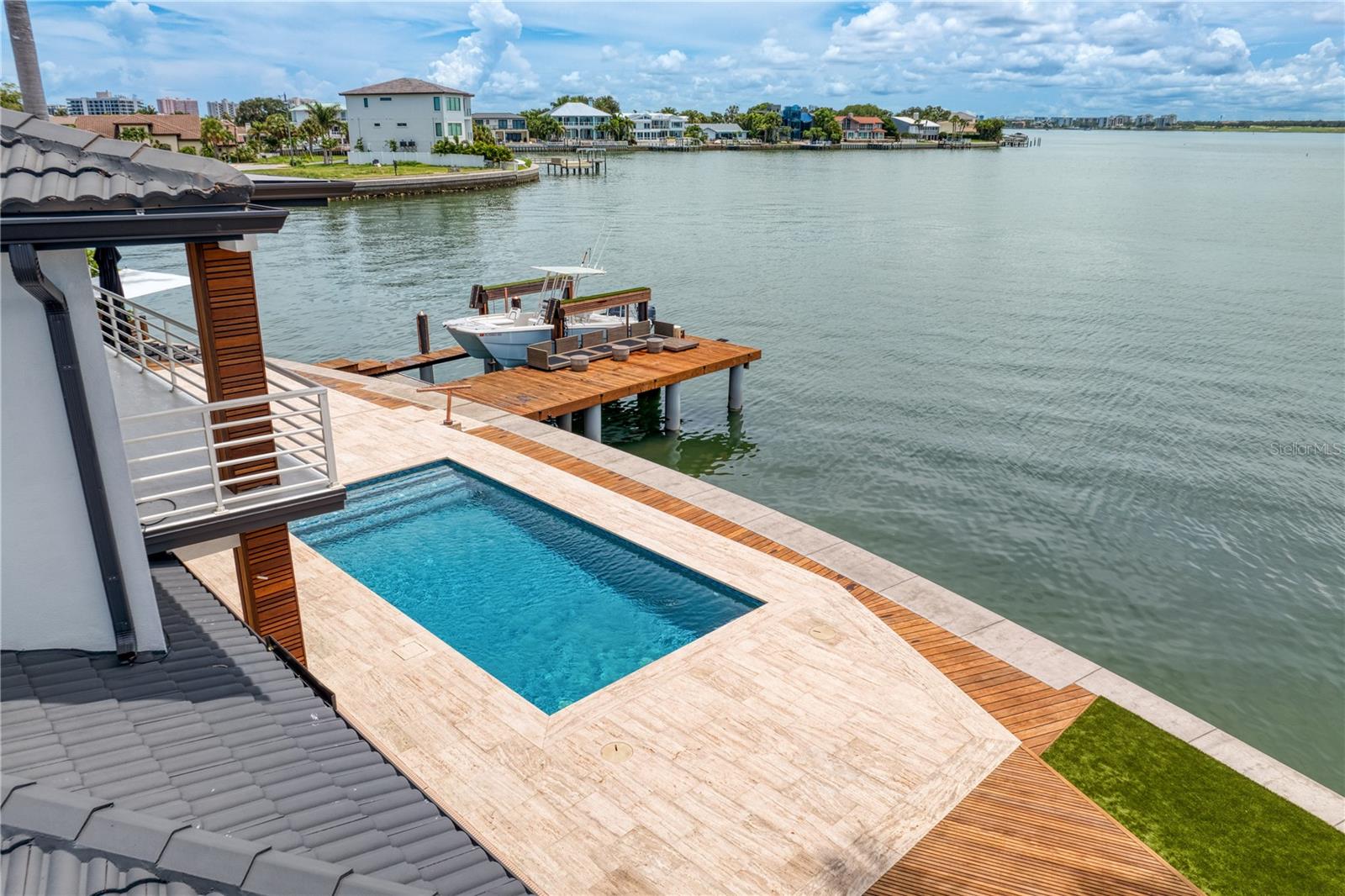 BELLEVUE ESTATES ISLAND 2ND ADD - Residential