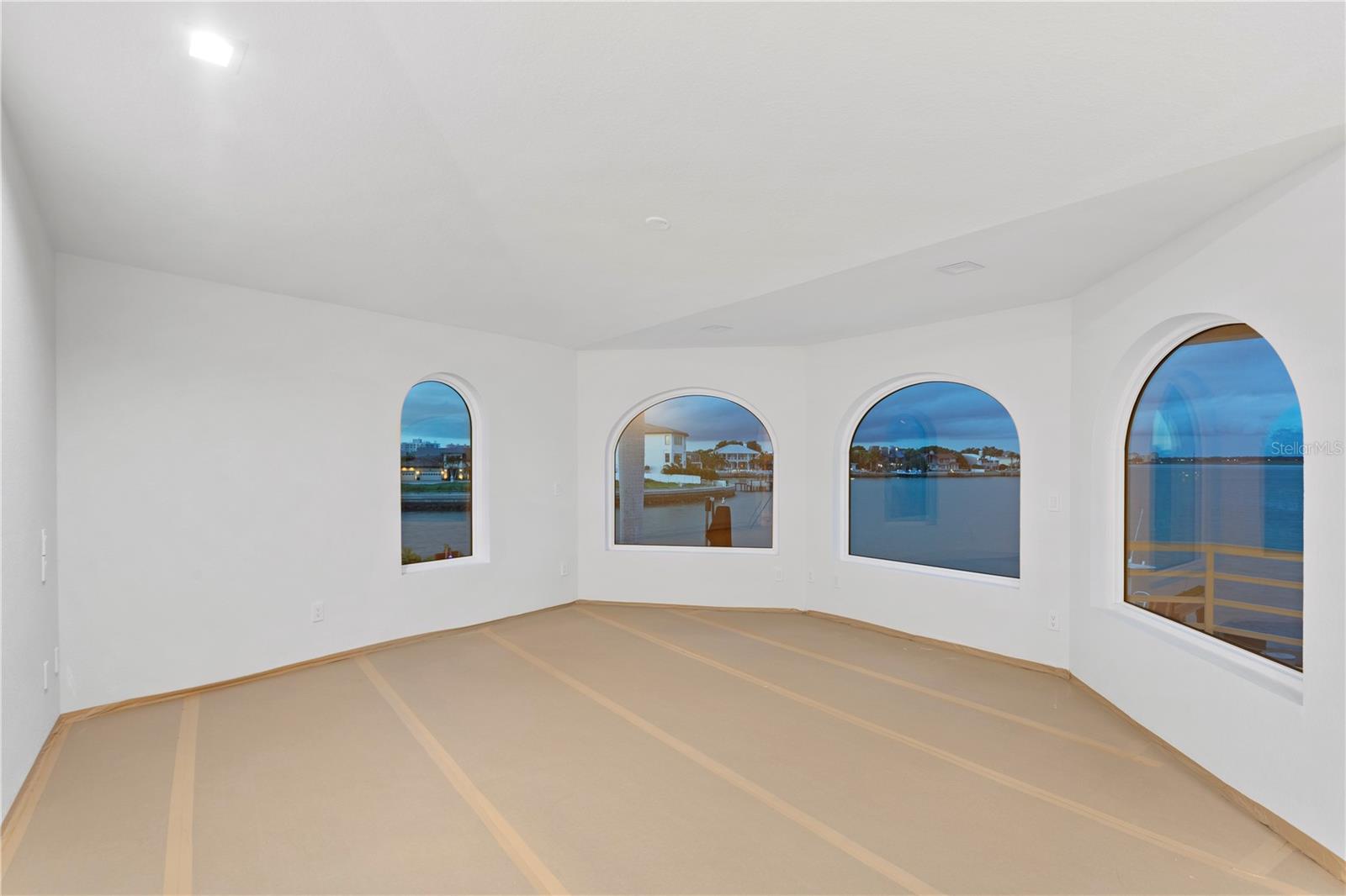 BELLEVUE ESTATES ISLAND 2ND ADD - Residential