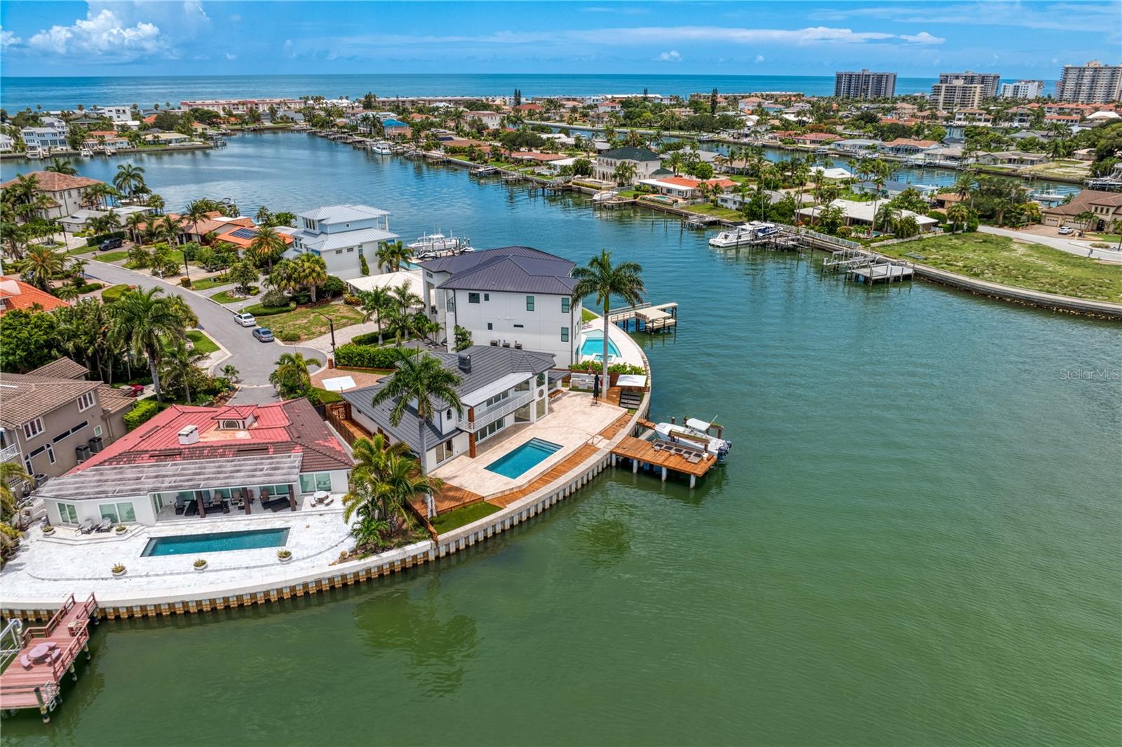 BELLEVUE ESTATES ISLAND 2ND ADD - Residential