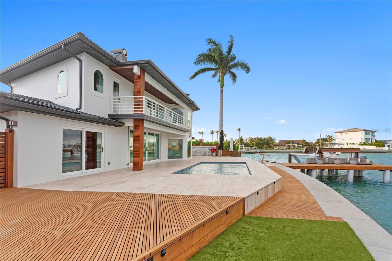 BELLEVUE ESTATES ISLAND 2ND ADD - Residential