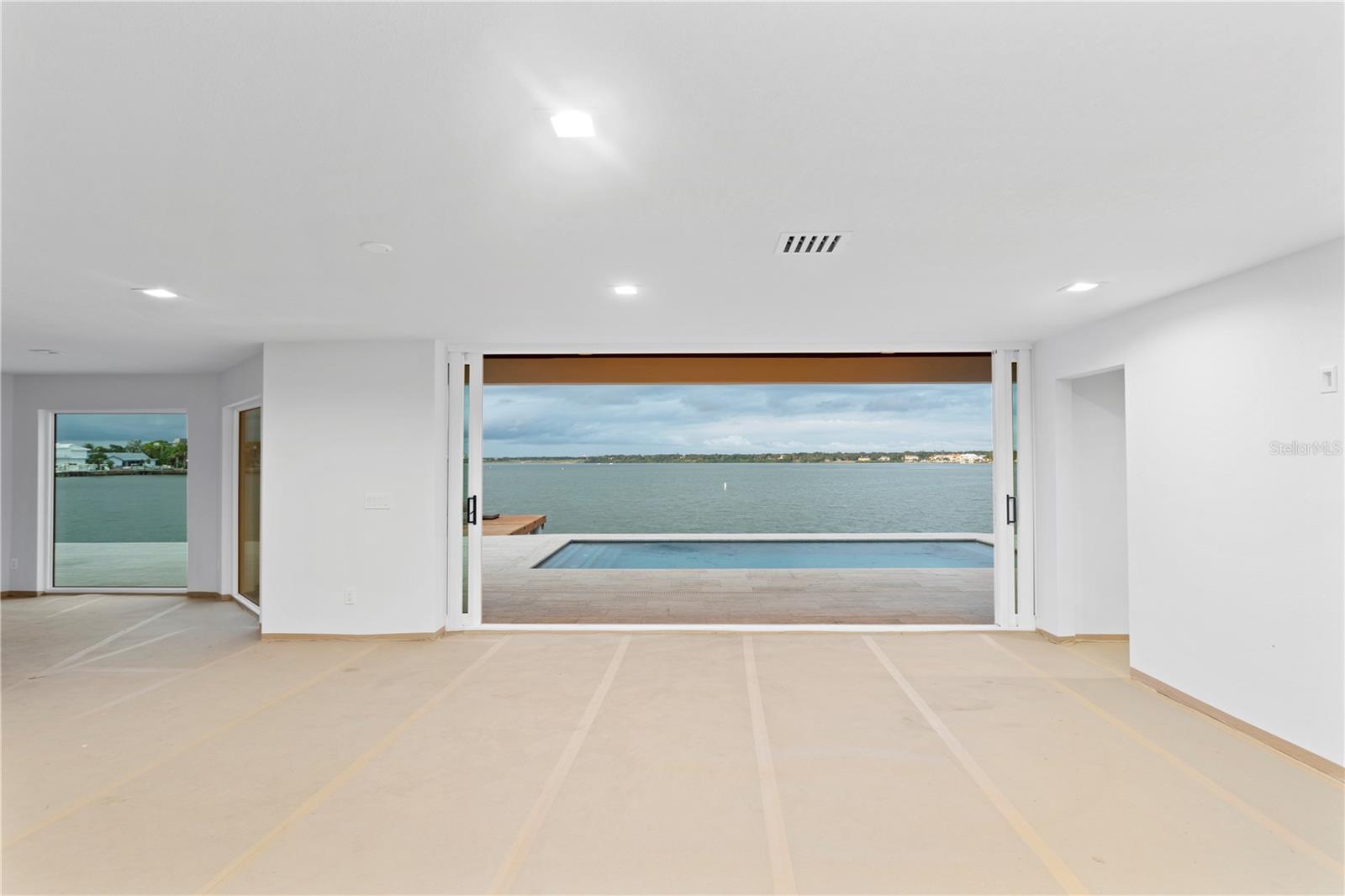 BELLEVUE ESTATES ISLAND 2ND ADD - Residential