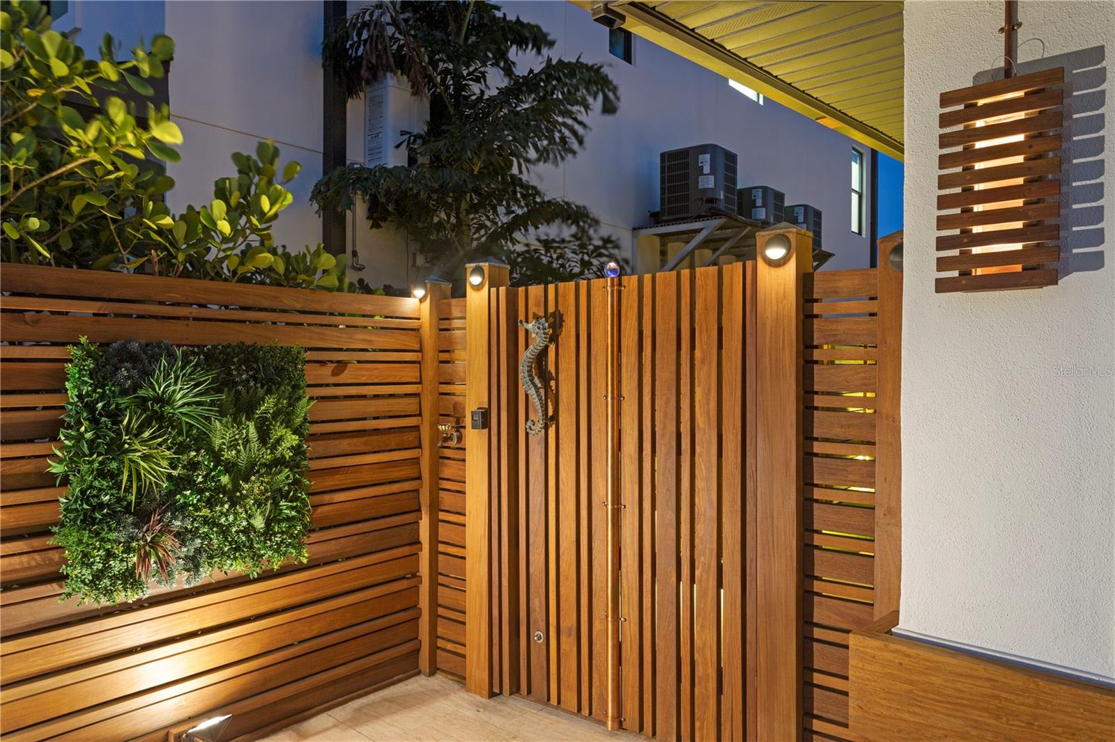 BELLEVUE ESTATES ISLAND 2ND ADD - Residential