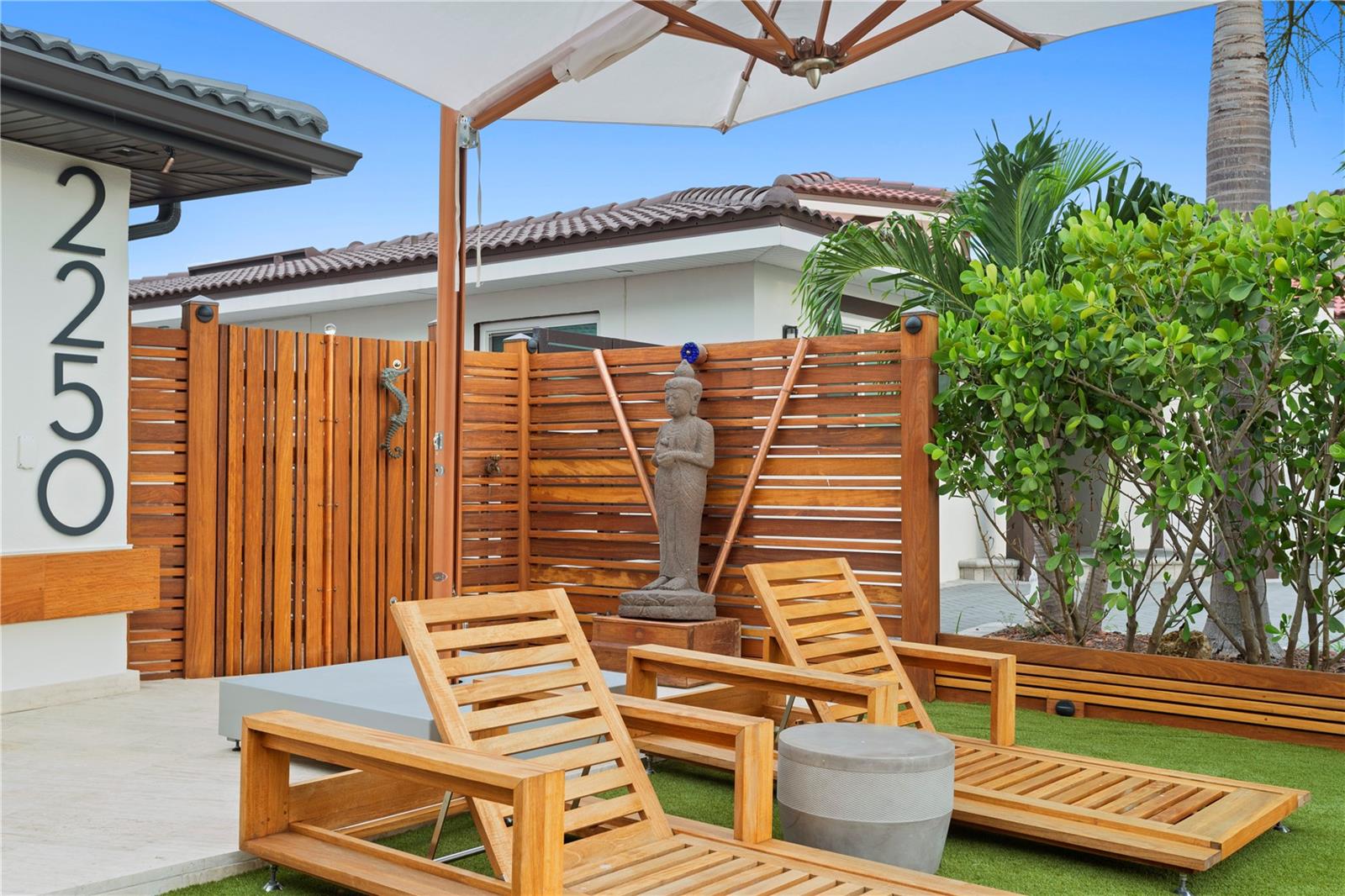 BELLEVUE ESTATES ISLAND 2ND ADD - Residential