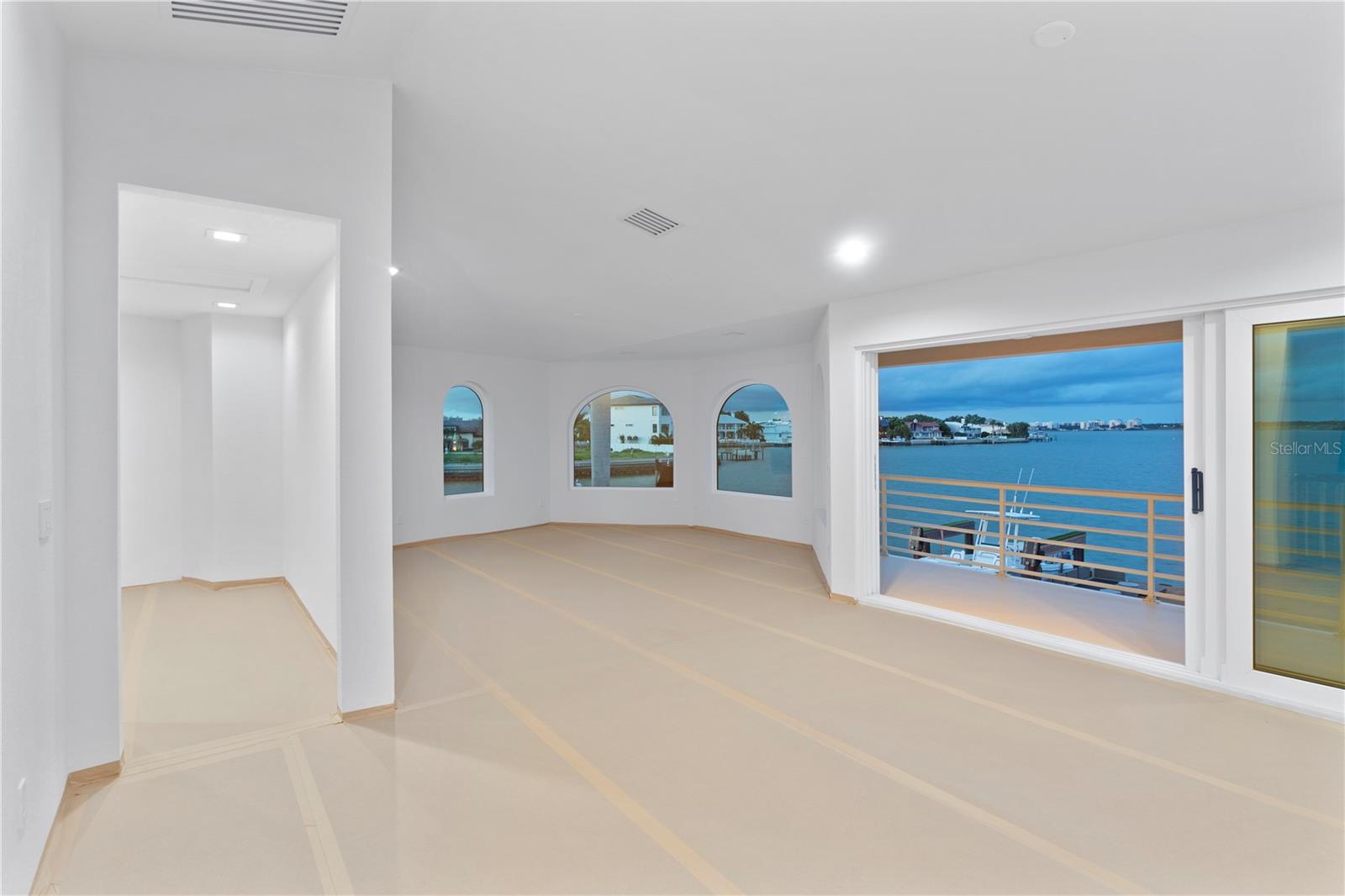 BELLEVUE ESTATES ISLAND 2ND ADD - Residential