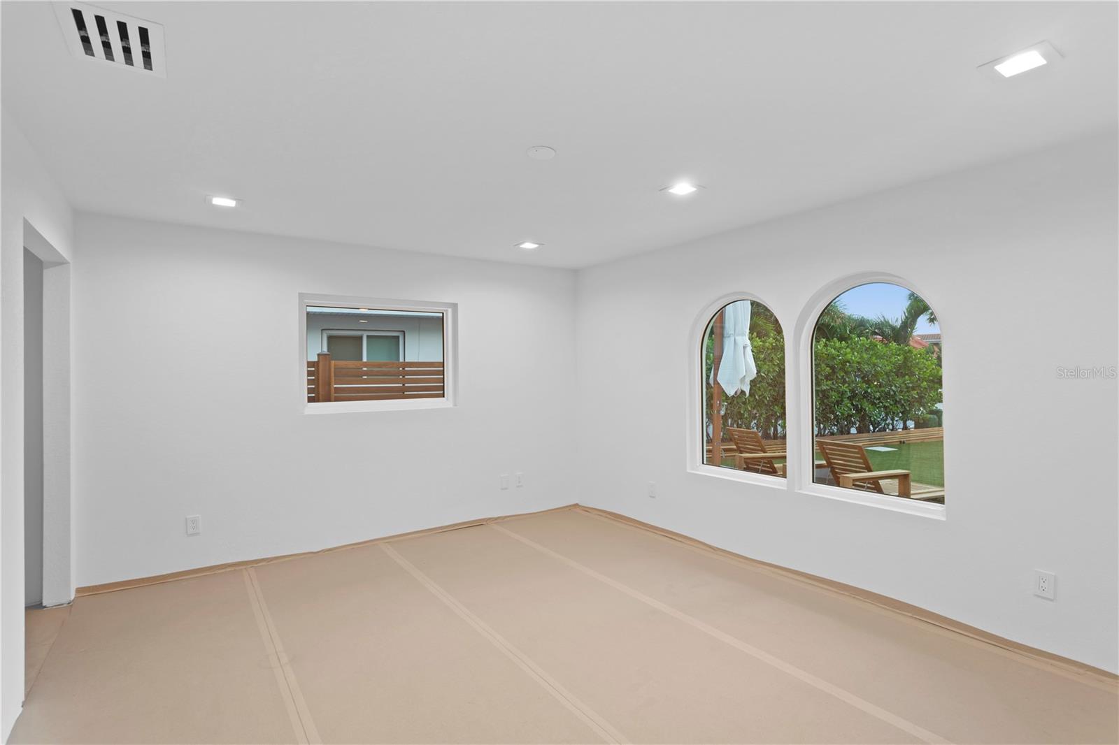 BELLEVUE ESTATES ISLAND 2ND ADD - Residential