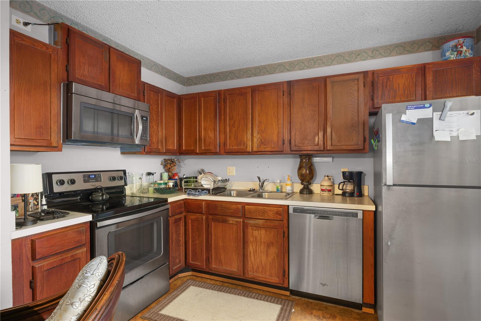 VILLAGE CEDARBEND CONDOVISION - Residential