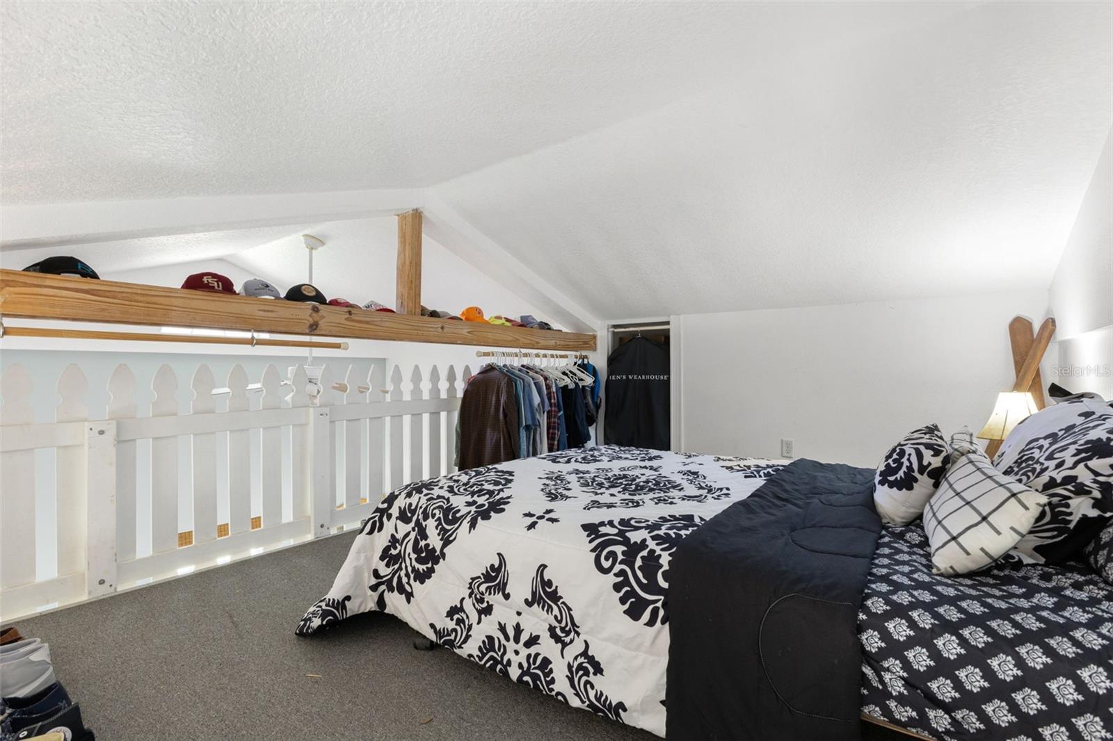 ACREAGE & UNREC - Residential