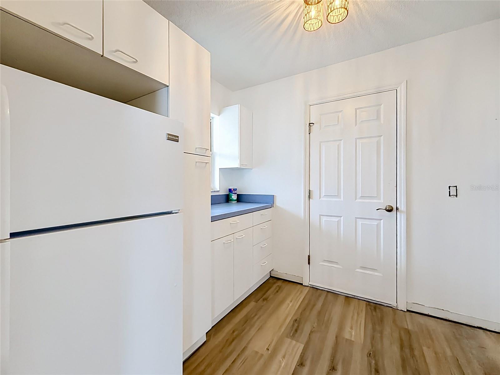 LADY LAKE ORANGE BLOSSOM GARDENS UNIT 18 - Residential