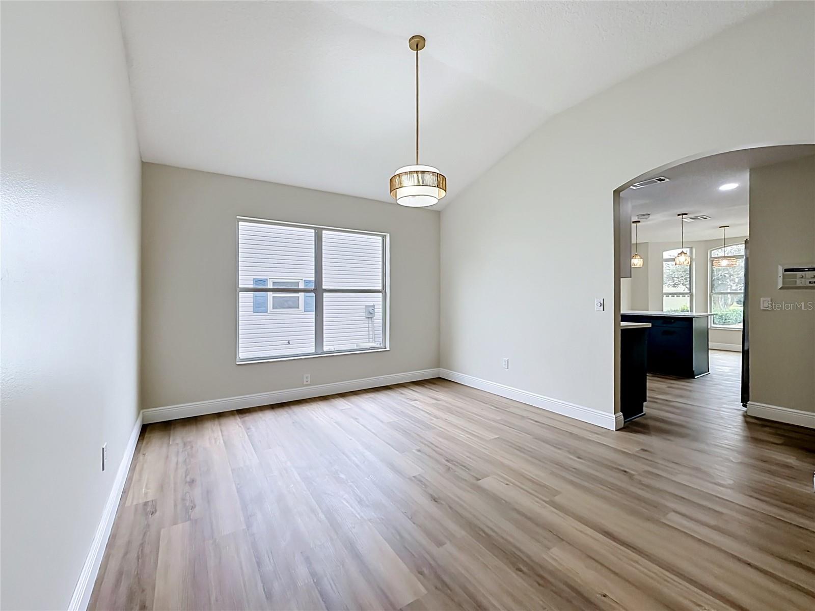 LADY LAKE ORANGE BLOSSOM GARDENS UNIT 18 - Residential