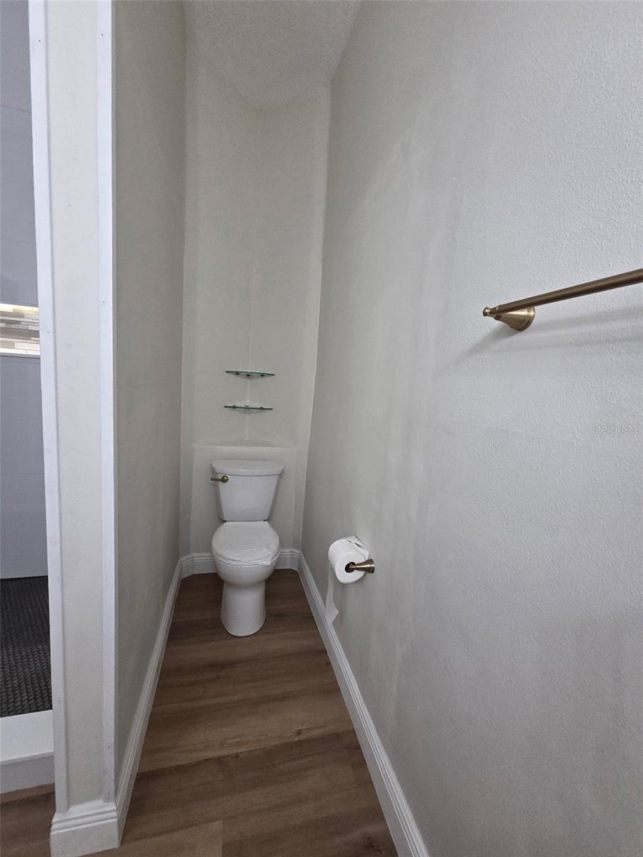 LADY LAKE ORANGE BLOSSOM GARDENS UNIT 18 - Residential