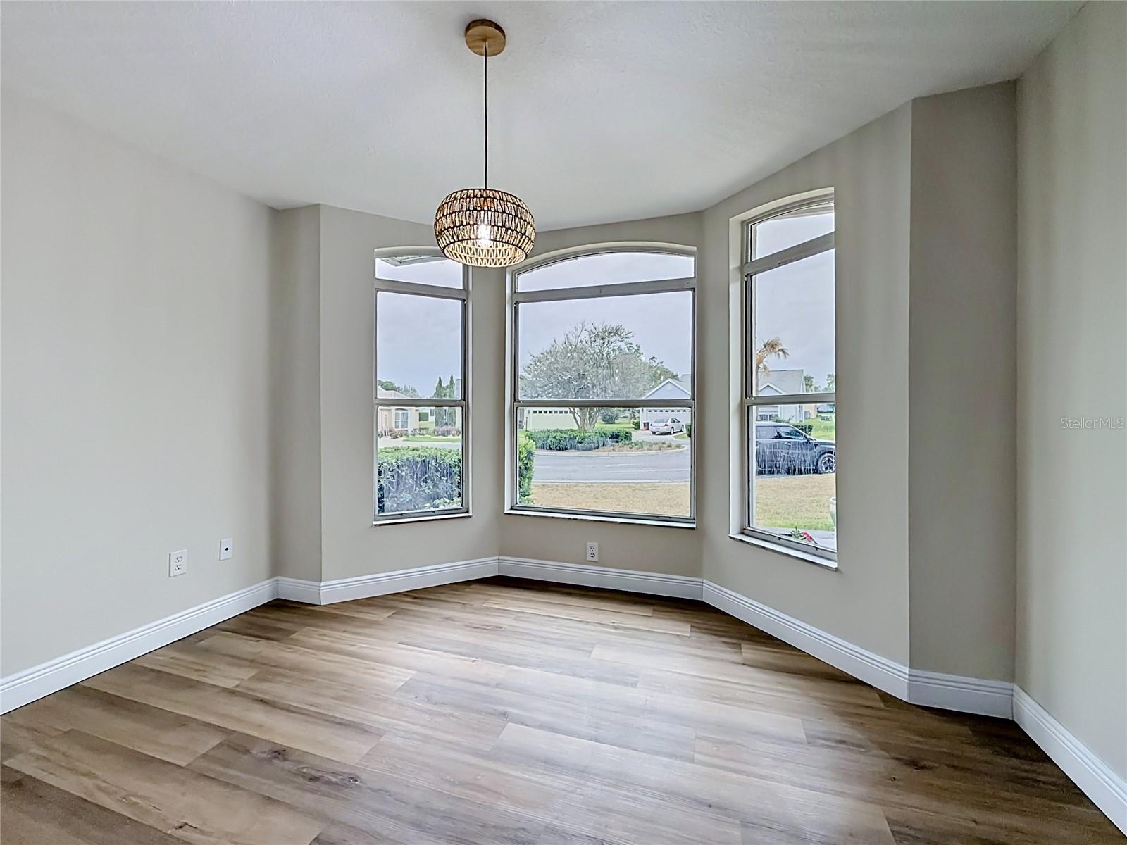 LADY LAKE ORANGE BLOSSOM GARDENS UNIT 18 - Residential