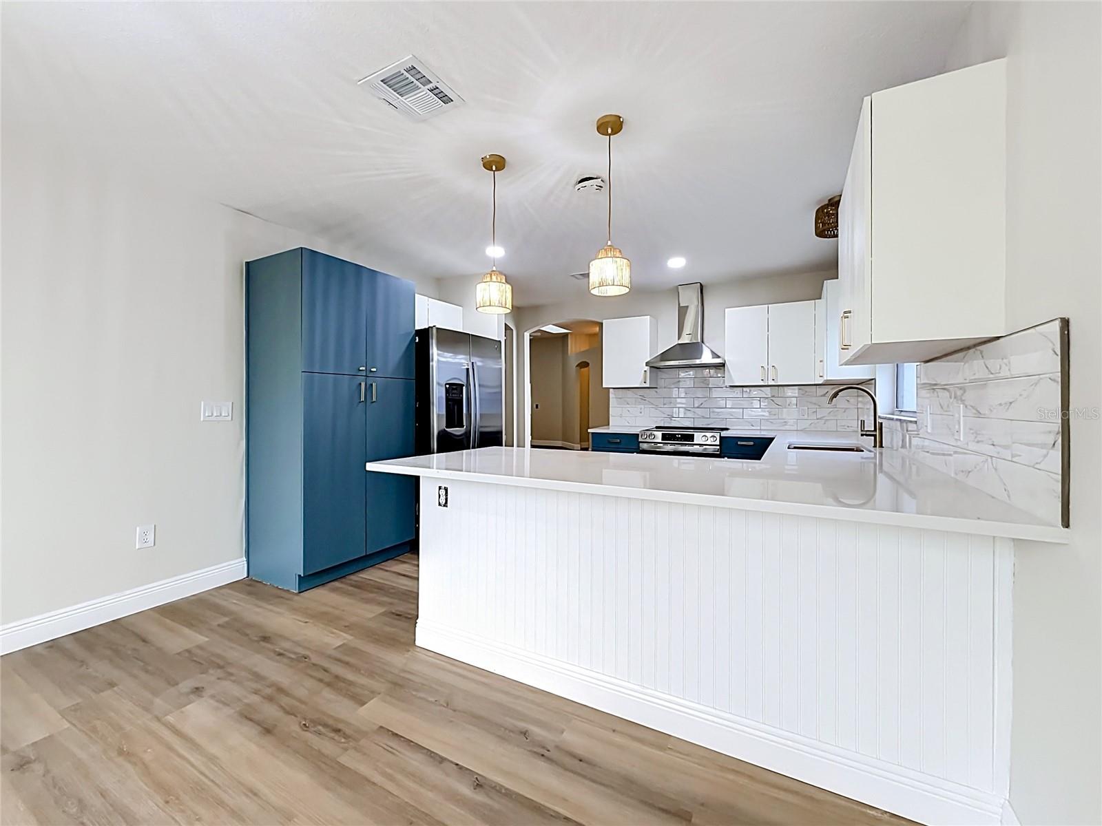 LADY LAKE ORANGE BLOSSOM GARDENS UNIT 18 - Residential