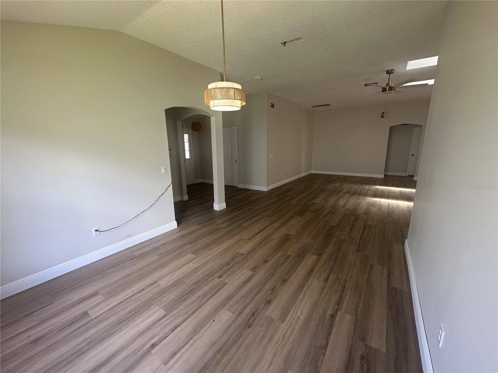 LADY LAKE ORANGE BLOSSOM GARDENS UNIT 18 - Residential