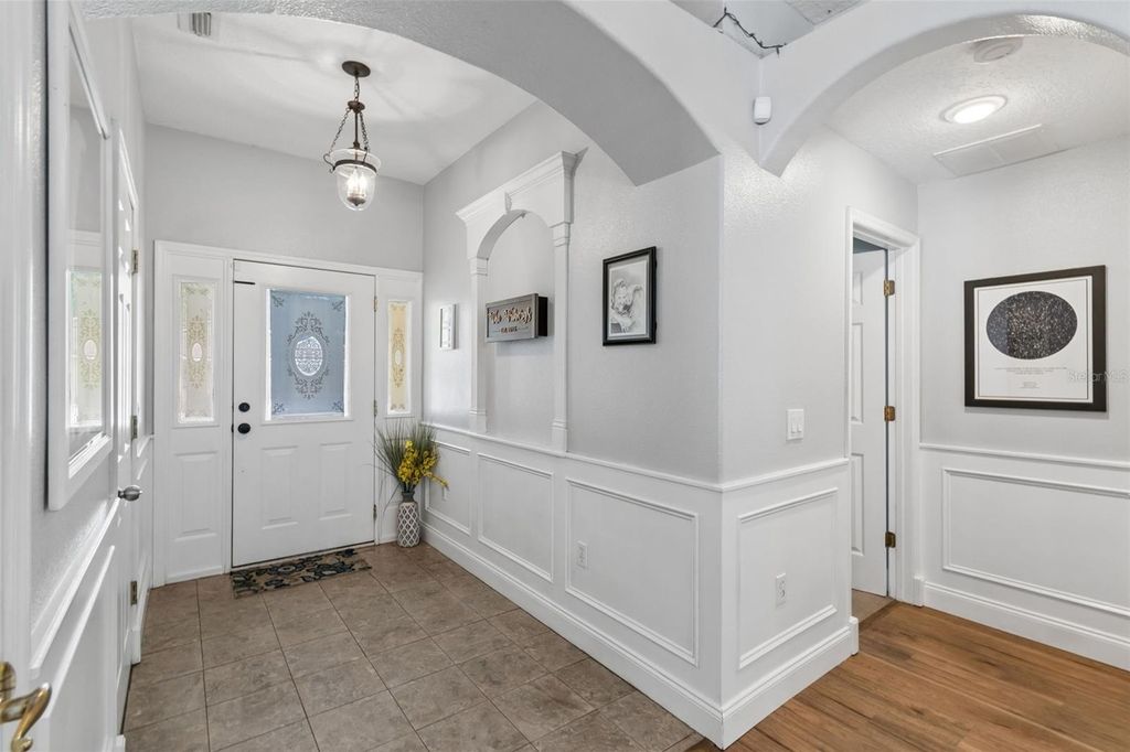 Photo of 227 Oak Chase Place, Davenport, FL 33896 (MLS # O6395053)