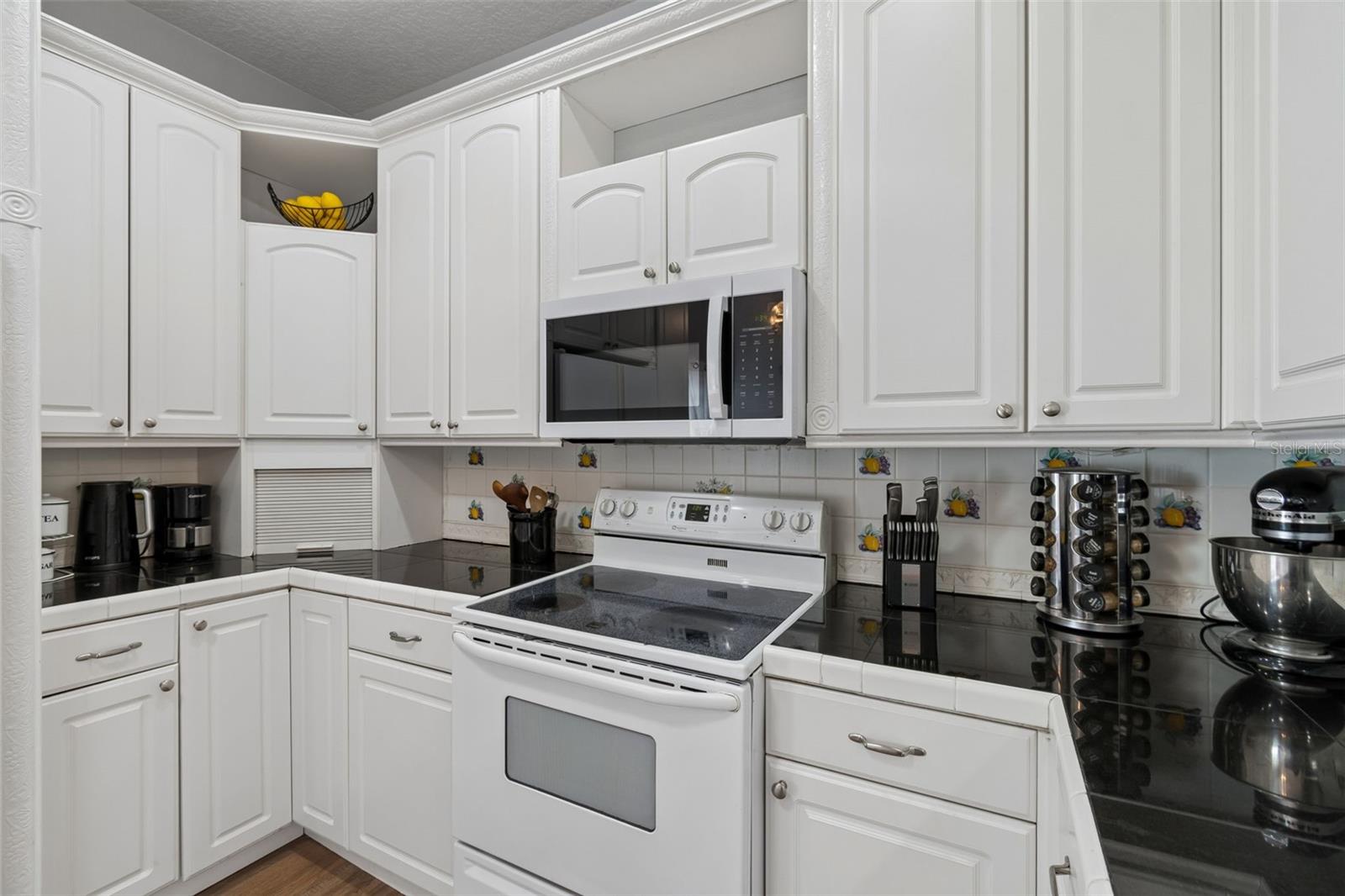 THOUSAND OAKS PH 02 - Residential