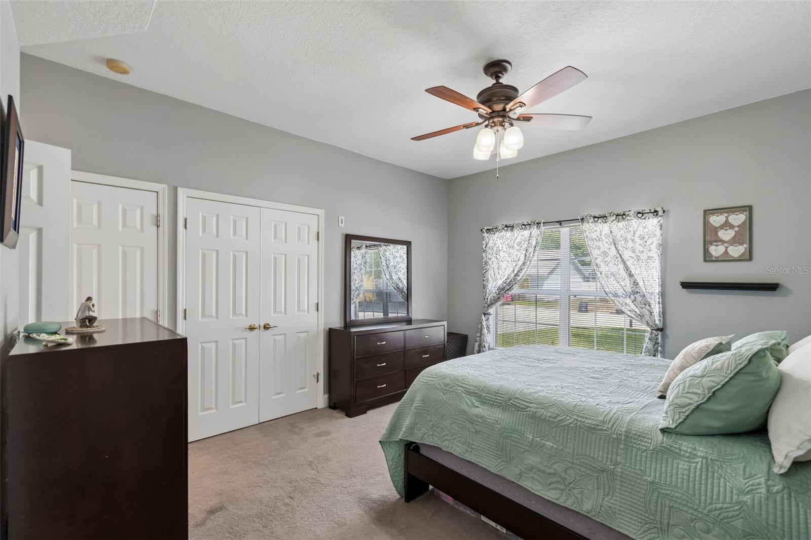 THOUSAND OAKS PH 02 - Residential