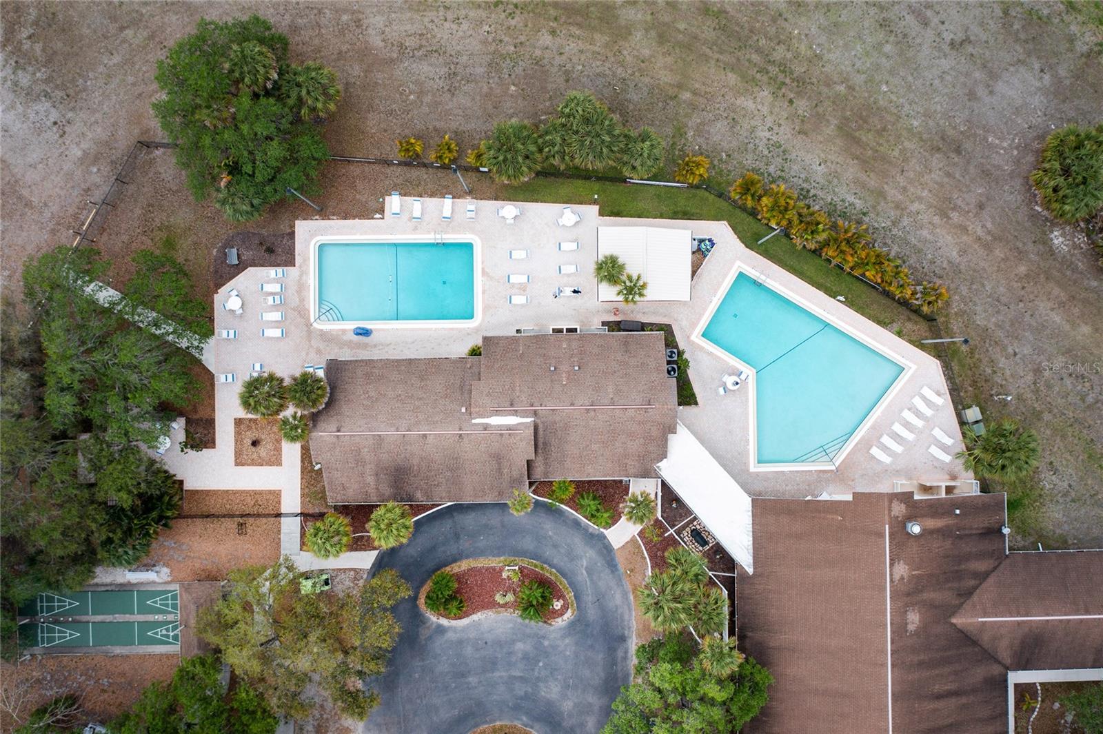 VILLAGE OF HOLIDAY LAKE - Residential