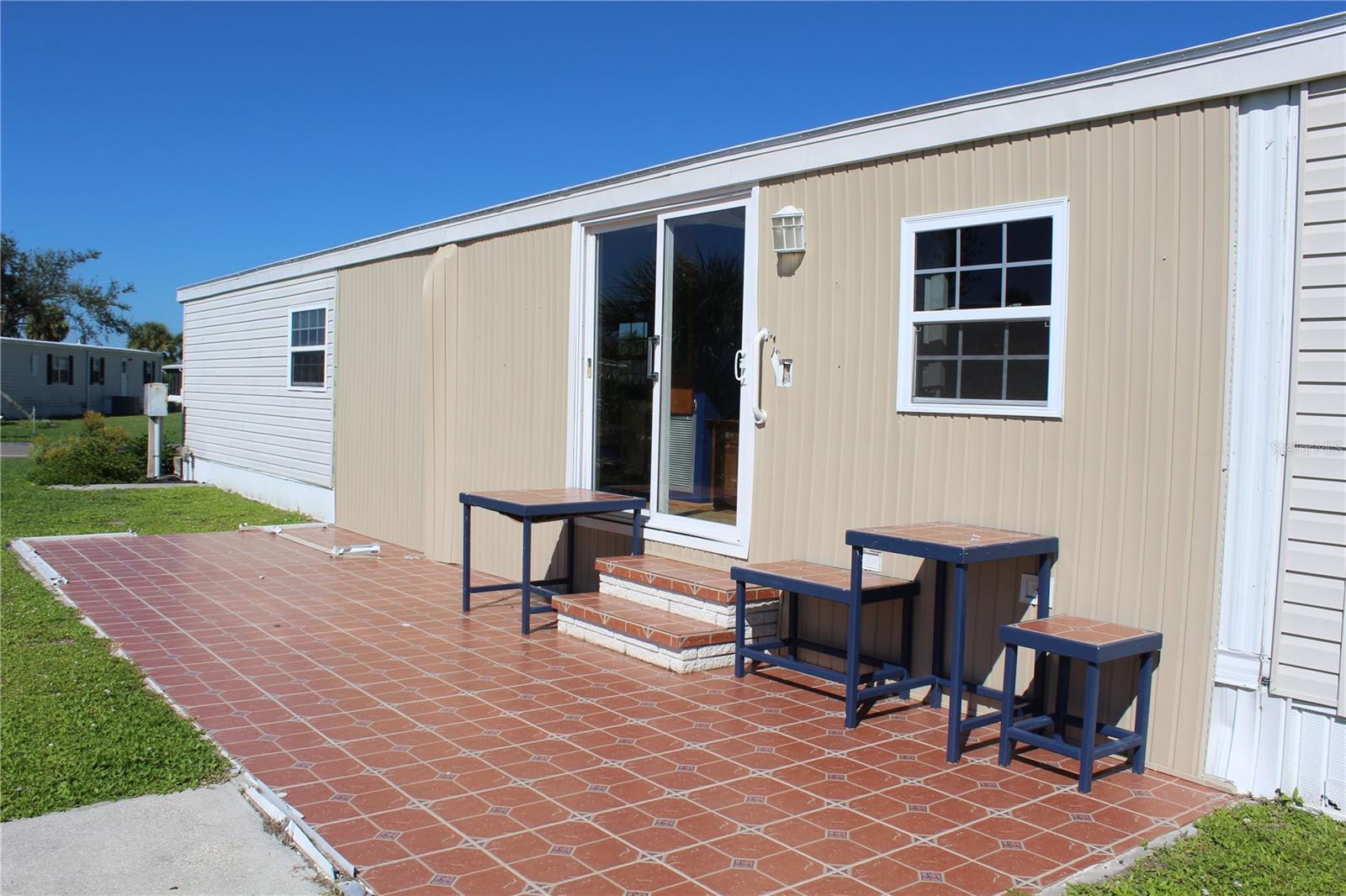 VILLAGE OF HOLIDAY LAKE - Residential