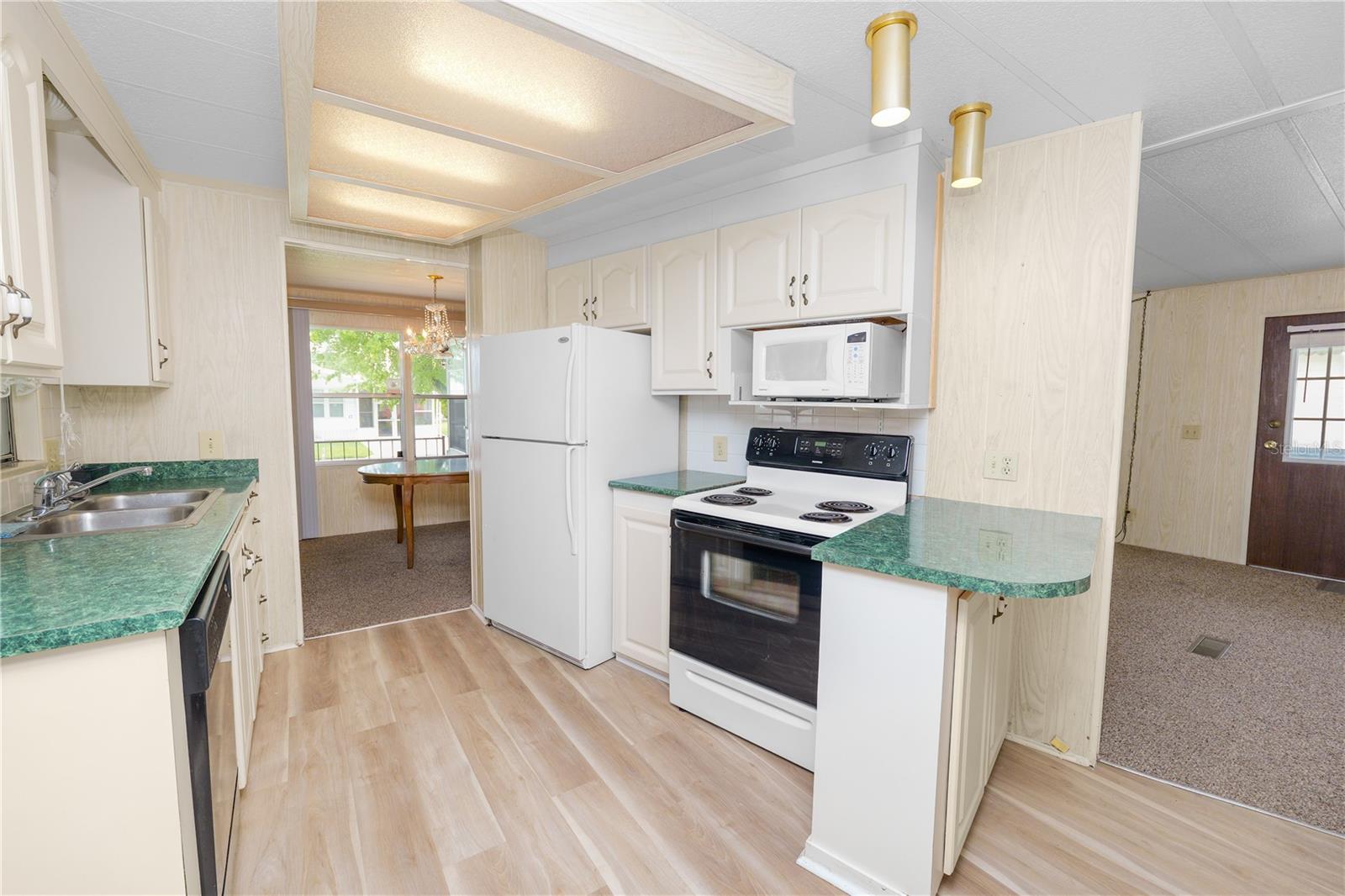 CITRUS WOODS ESTATES - Residential