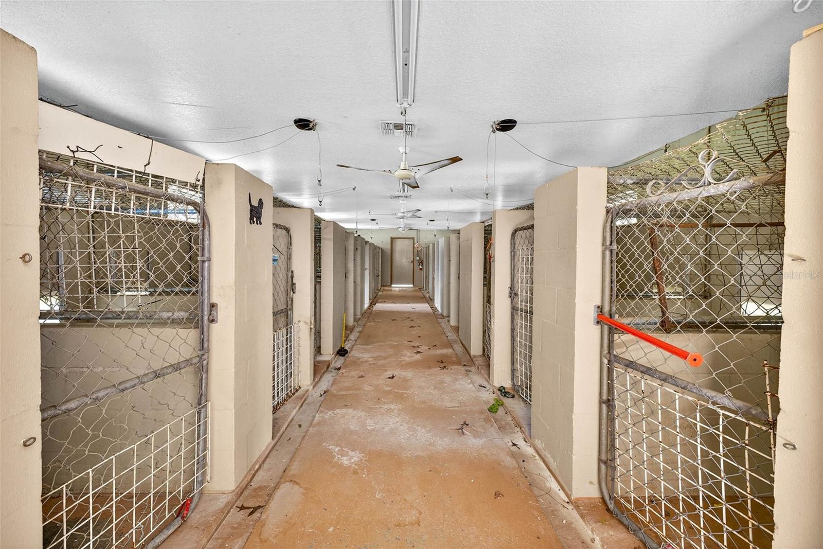 SPRING HILL UN 12 - Residential Lease