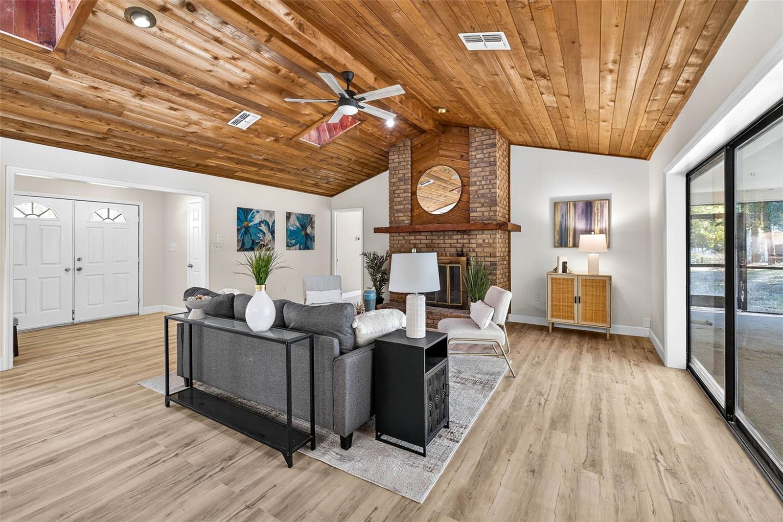 SPRING HILL UN 12 - Residential Lease