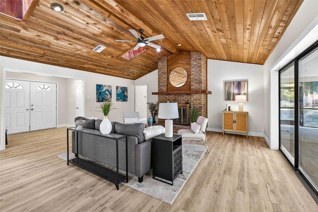 Photo of 14252 Trinity Road, Brooksville, FL 34614 (MLS # TB8458203)