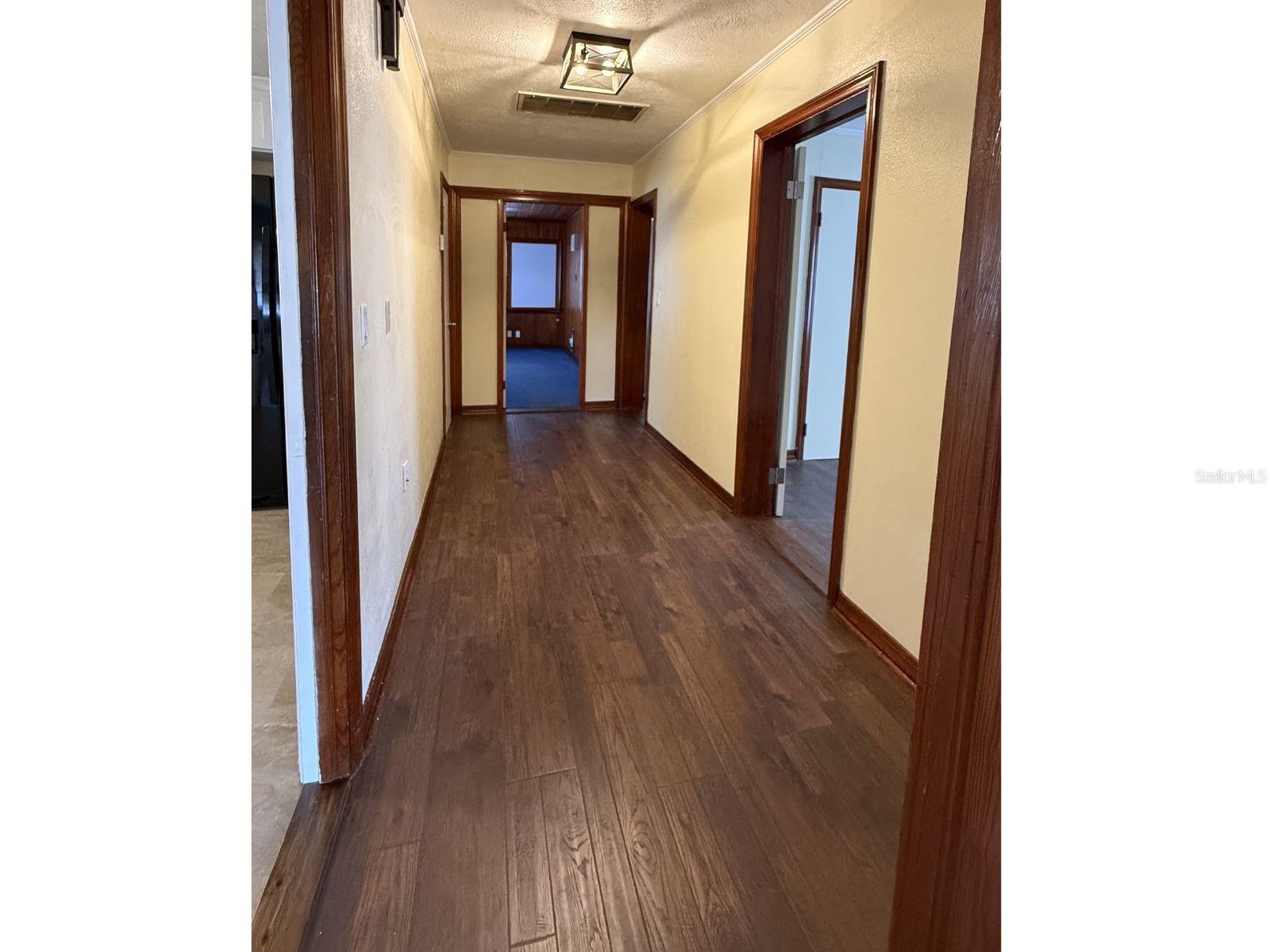 MILLS ESTATES - Residential