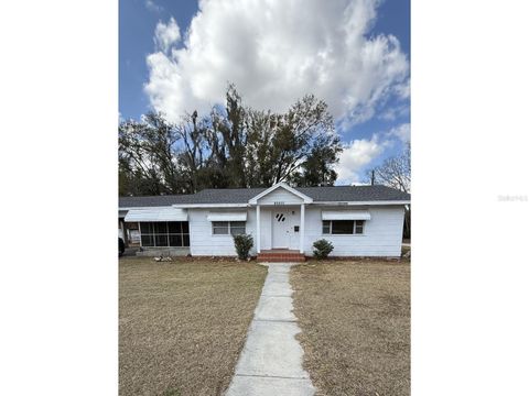 Photo of 13725 10th Street, Dade City, FL 33525 (MLS # TB8491846)