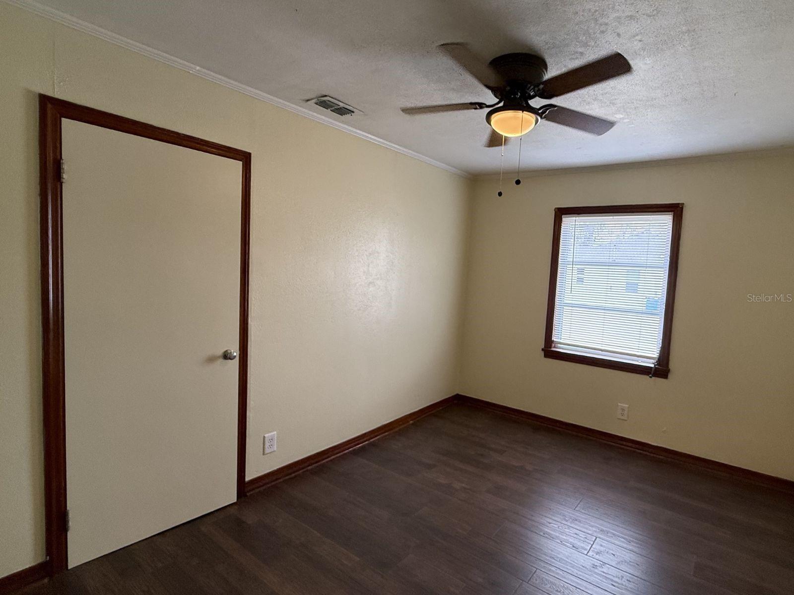 MILLS ESTATES - Residential