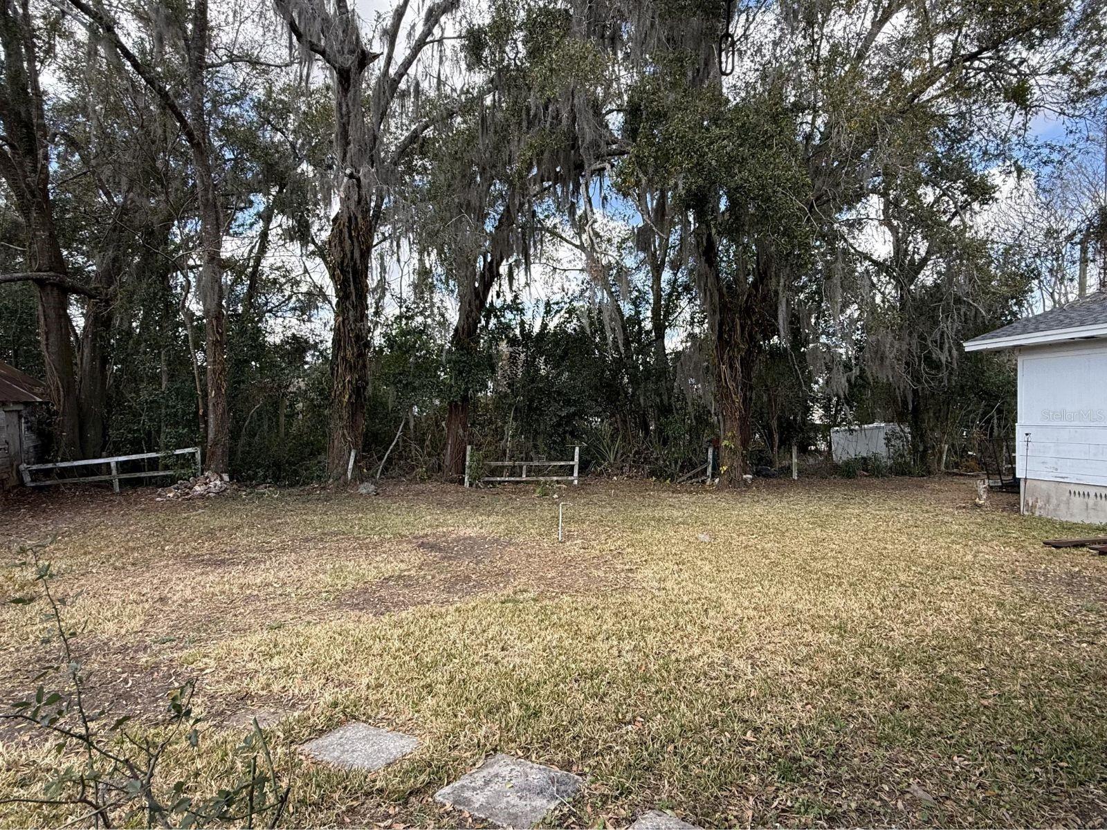 MILLS ESTATES - Residential