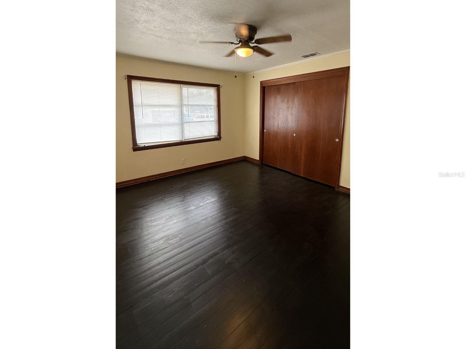 MILLS ESTATES - Residential