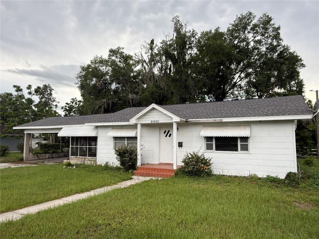 Photo of 13725 10th Street, Dade City, FL 33525 (MLS # TB8491846)