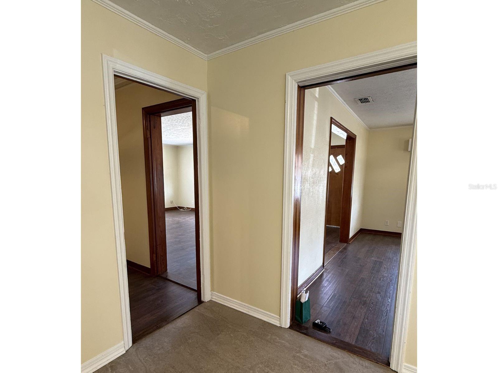 MILLS ESTATES - Residential