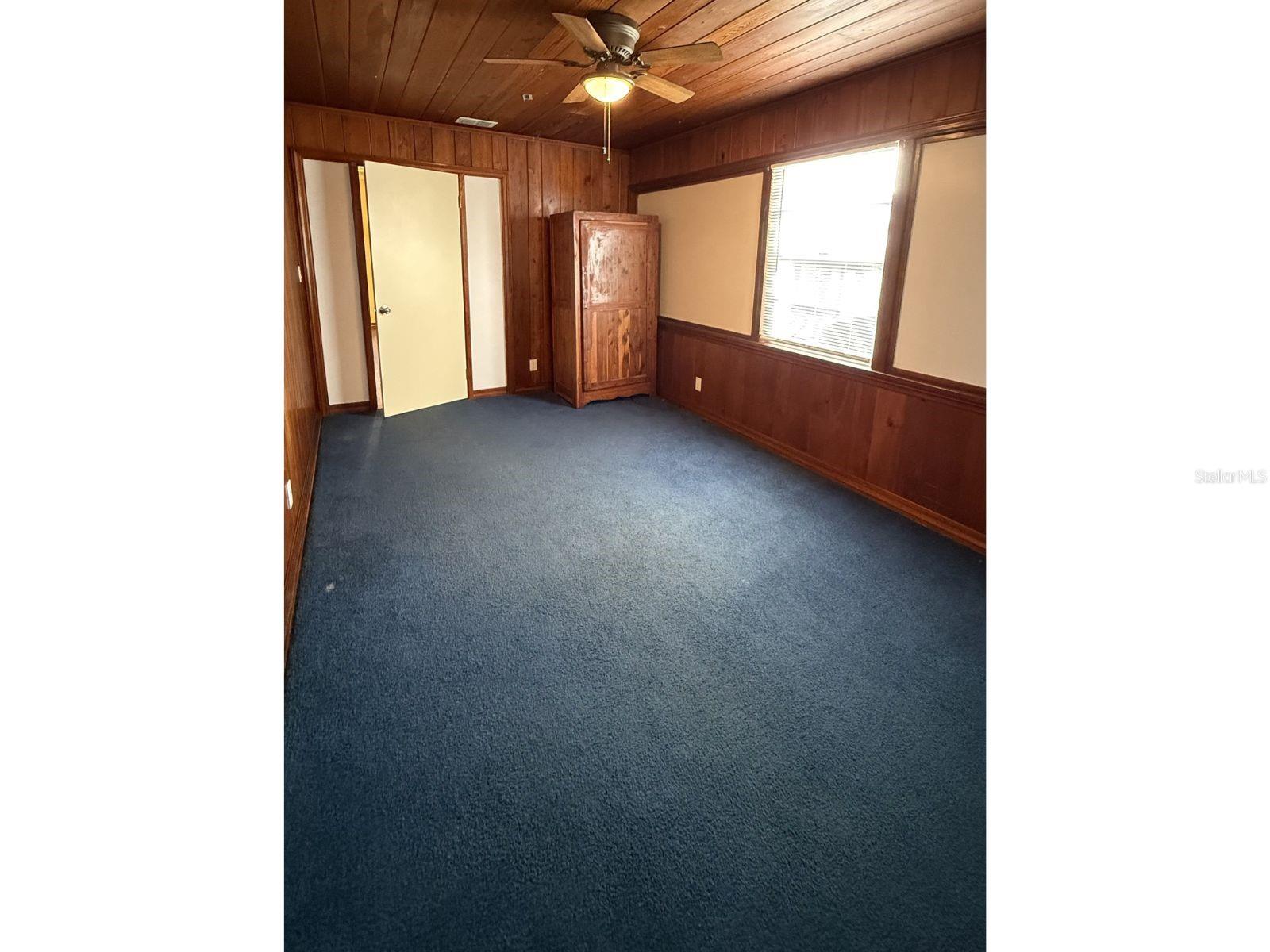 MILLS ESTATES - Residential