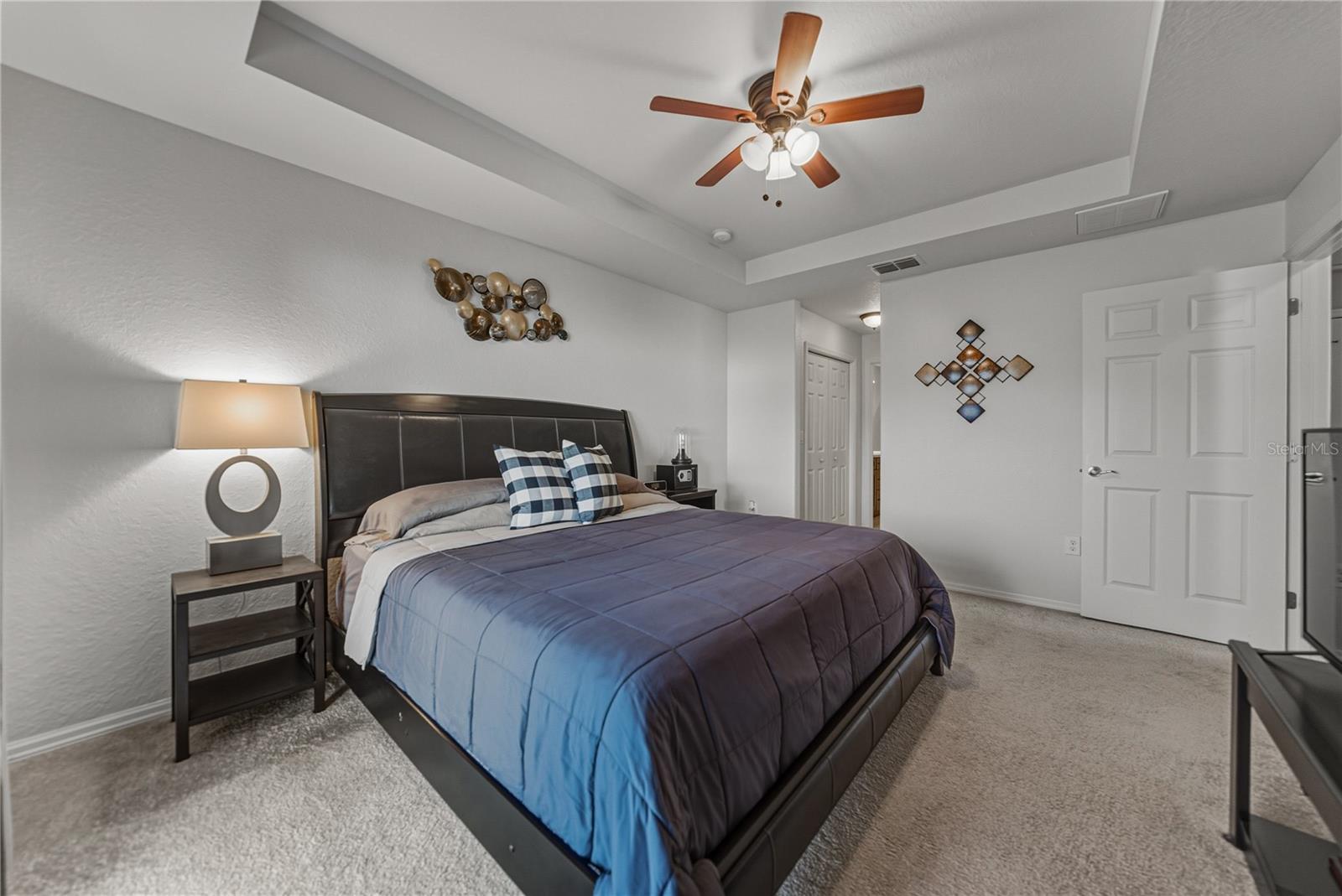 DOSSEY DUPLEXES - Residential