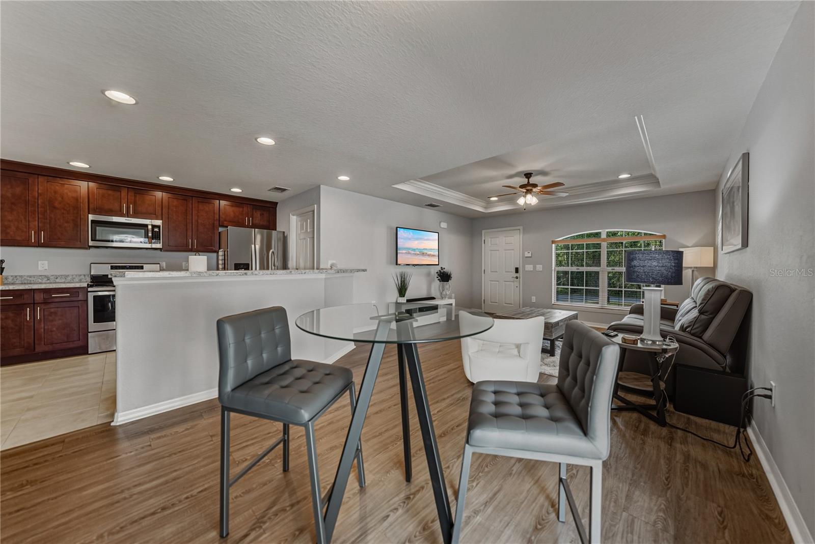 DOSSEY DUPLEXES - Residential