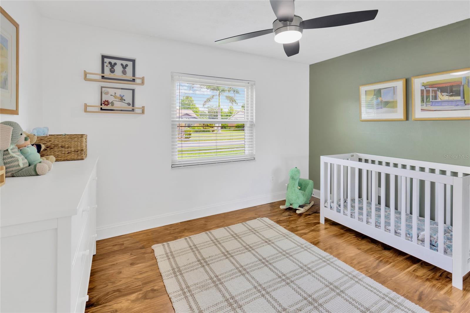 PROVIDENCE OAKS - Residential