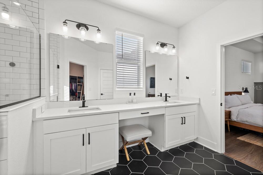 WINDING BAY PH 3 - Residential