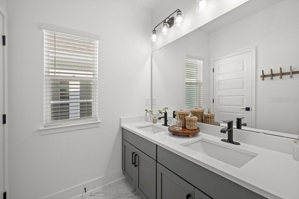 WINDING BAY PH 3 - Residential