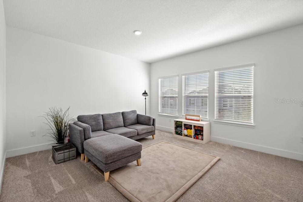 WINDING BAY PH 3 - Residential