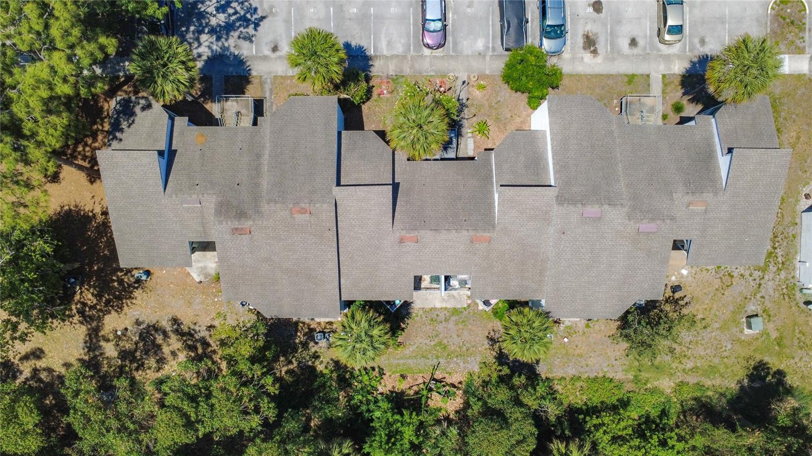 LEMON TREE SECTION 1 CONDO CB 3/141 BLDG 6 UNIT A - Residential