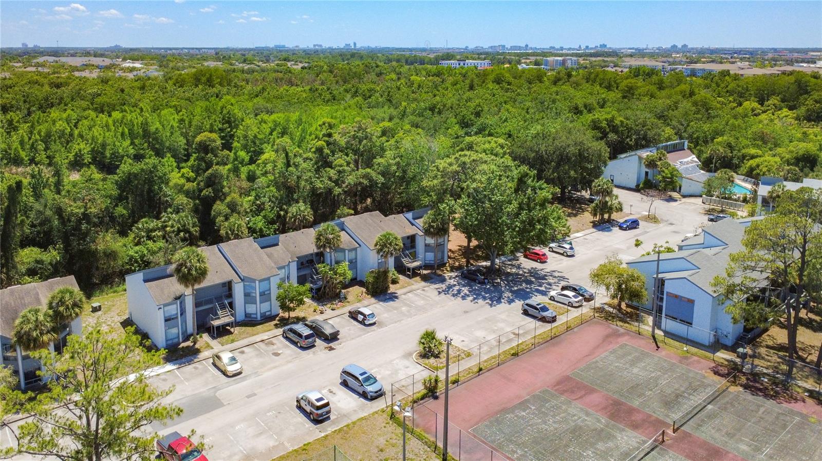LEMON TREE SECTION 1 CONDO CB 3/141 BLDG 6 UNIT A - Residential