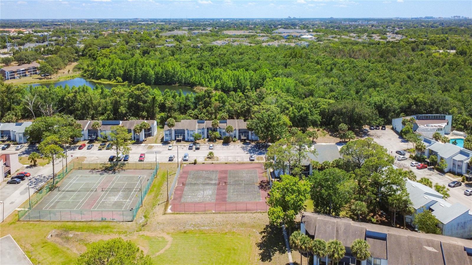 LEMON TREE SECTION 1 CONDO CB 3/141 BLDG 6 UNIT A - Residential